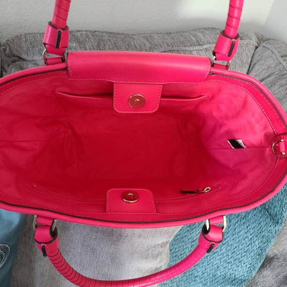 Like New - Kate Spade Straw Satchel w/crossbody strap - Picture 9 of 16